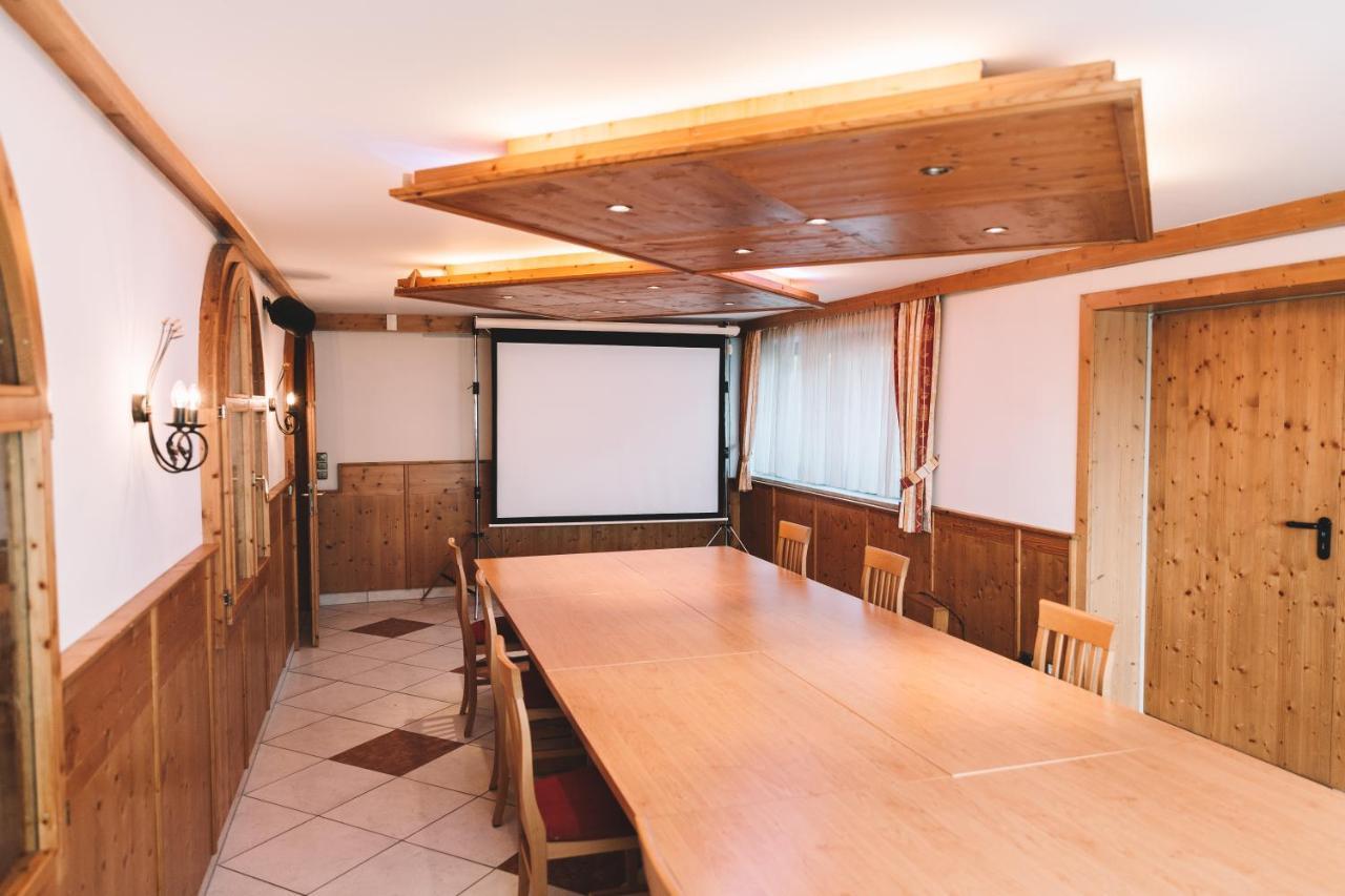 ホテル Landgasthof Zum Hieblwirt ノイキルヒェン エクステリア 写真